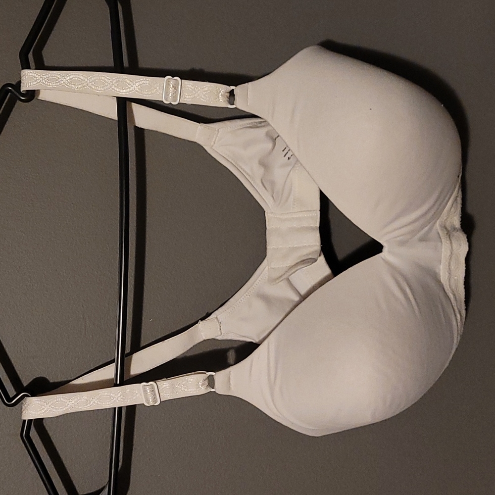 Warner's White 36C Bra